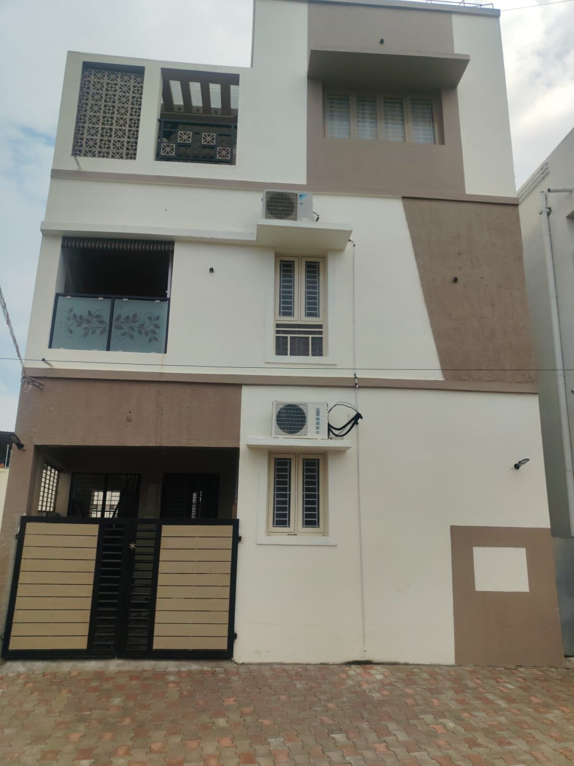 Live residential construction site in Chennai — SRM Constructions project 4